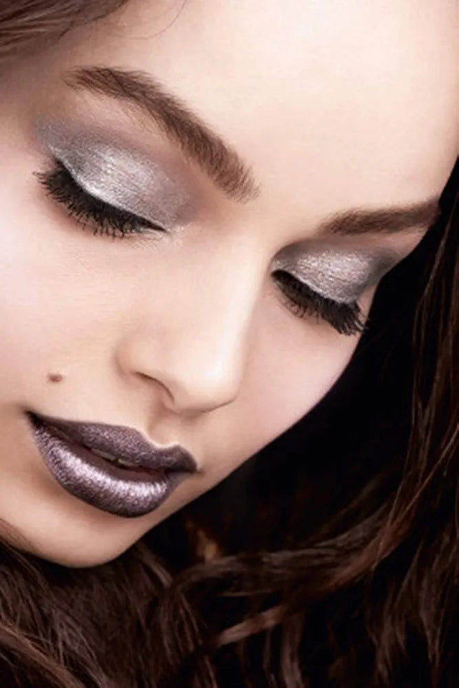 L'OREAL LIP PAINT METALLIC - SHADE 303 INTERNET